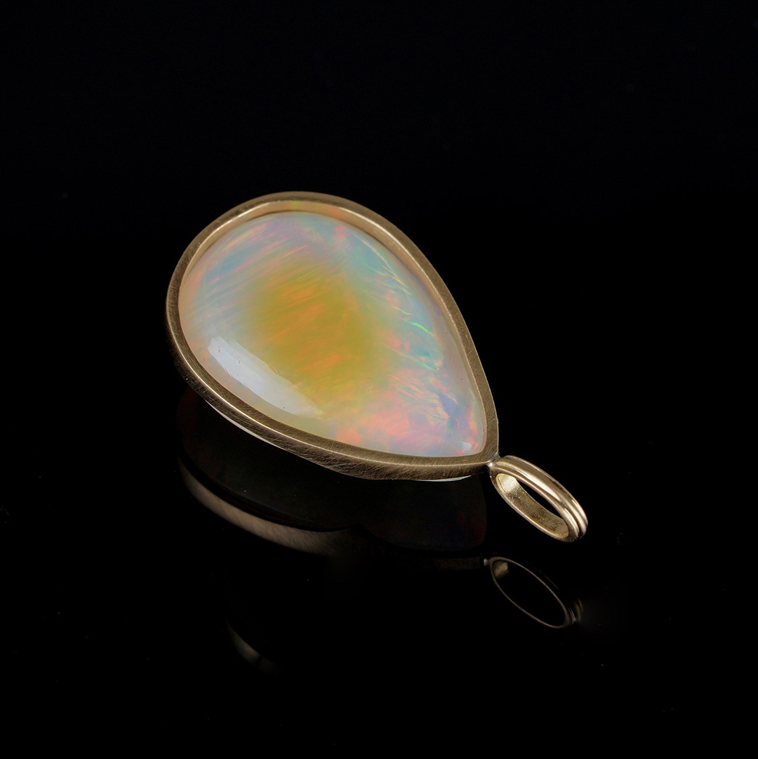 Crystal opal charm 8.16 /クリスタルオパール | Hariqua 