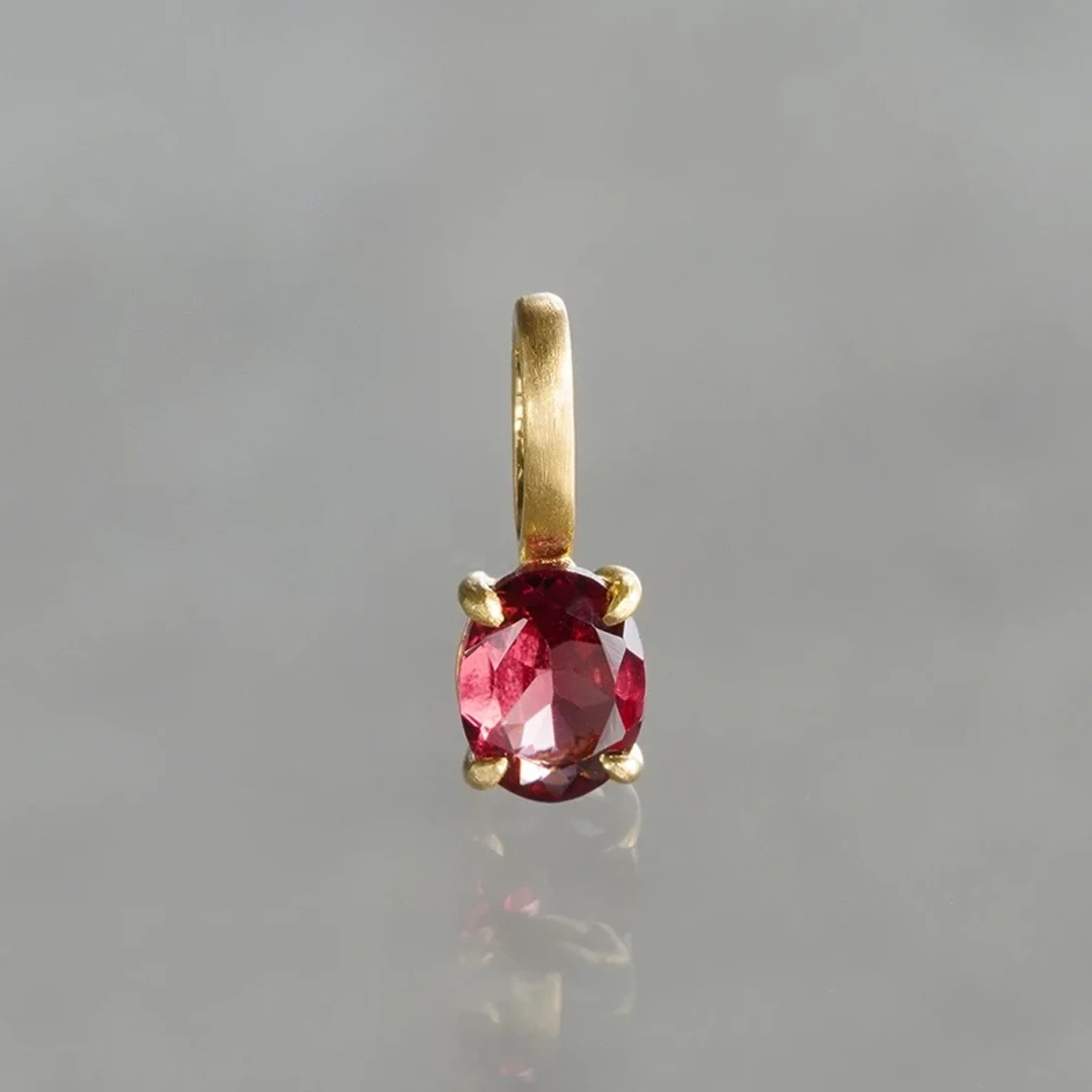 Red spinel charm 0.35 /レッドスピネル | Hariqua-パワーストーン