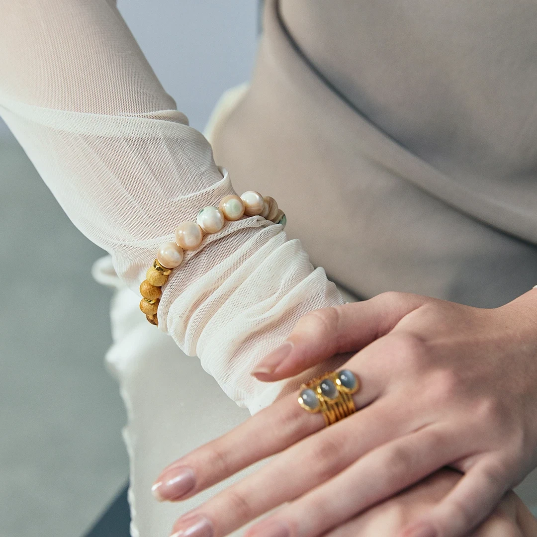 Great green shell × Palo Santo × Mother of pearl bracelet /夜光貝、パロサント. |  Hariqua-パワーストーンジュエリー-