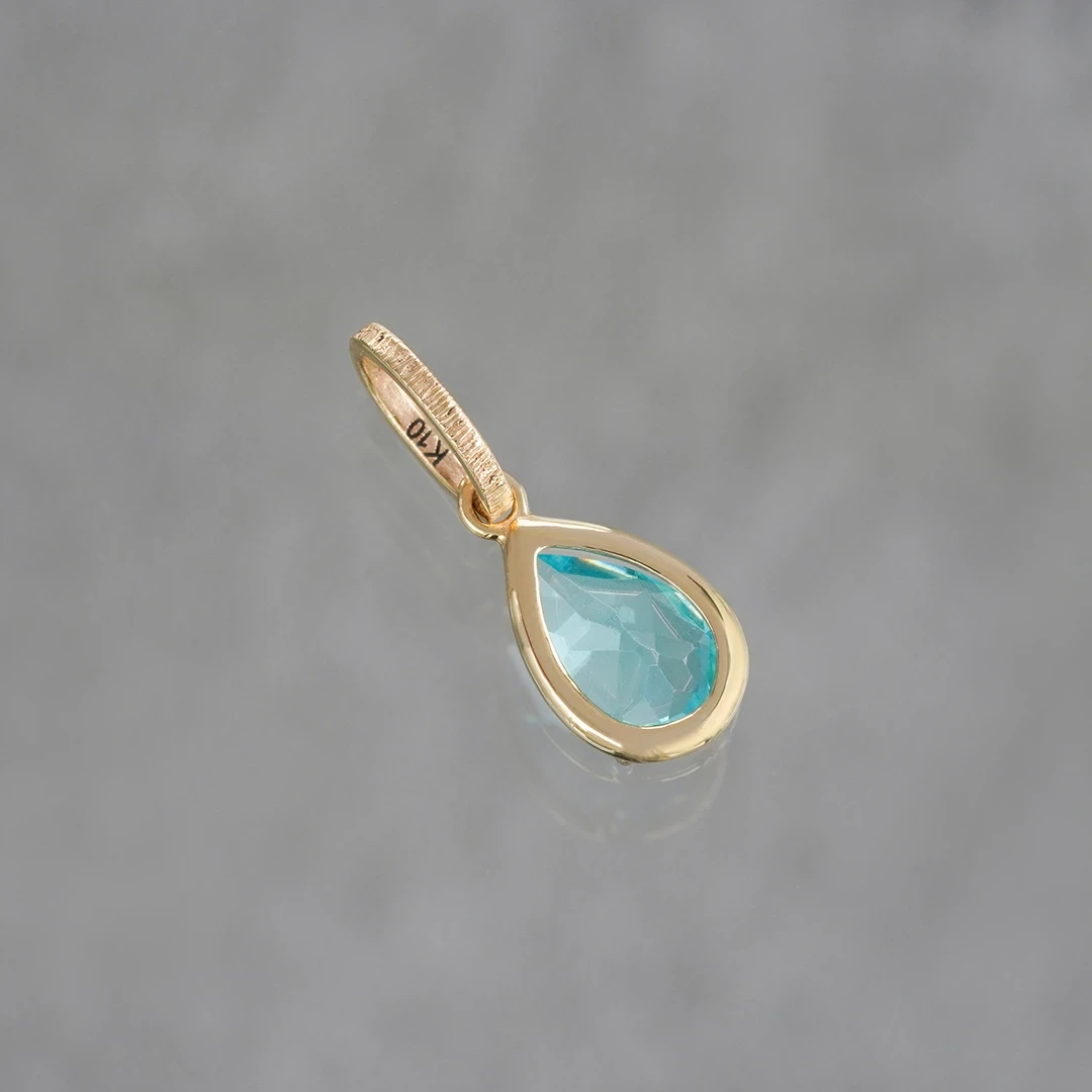 Green apatite pear shaped charm /グリーンアパタイト. | Hariqua ...