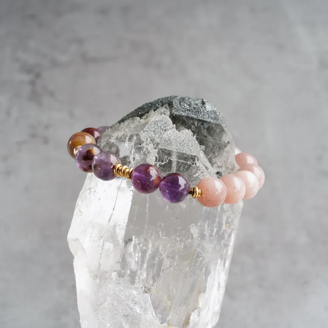 Limonite in amethyst × Pink moonstone bracelet /アメシスト | Hariqua -パワーストーンジュエリー-