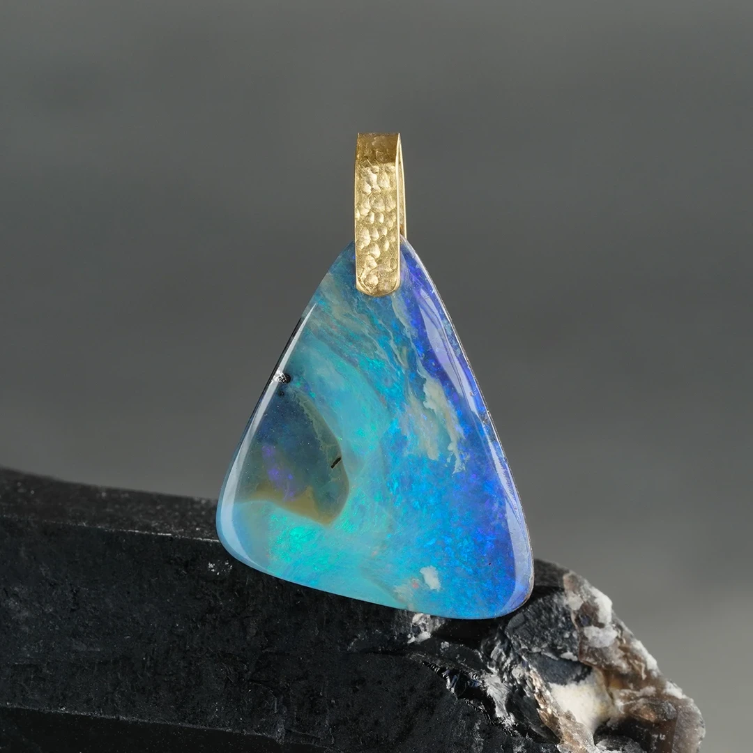 Boulder opal charm 13.08 /ボルダーオパール | Hariqua-パワーストーンジュエリー-