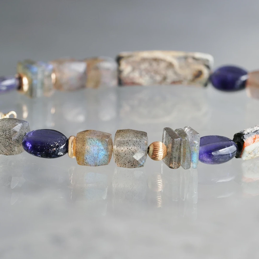 Iolite × ancient glass bracelet /アイオライト、古代水晶. Hariqua-パワーストーンジュエリー-