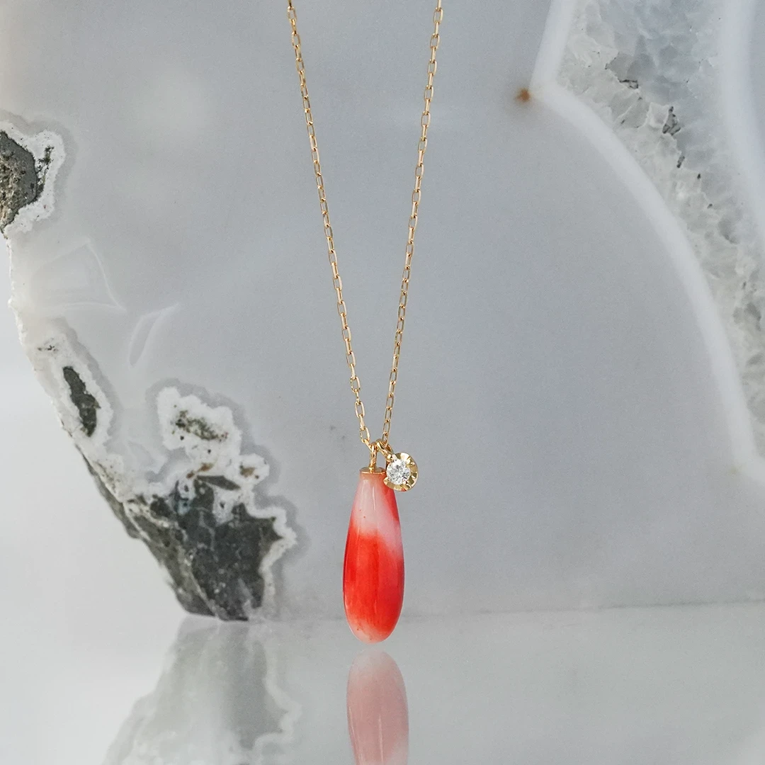 Red coral × Diamond necklace /赤珊瑚（コーラル）、ダイヤモンド（クリア） | Hariqua-パワーストーンジュエリー-